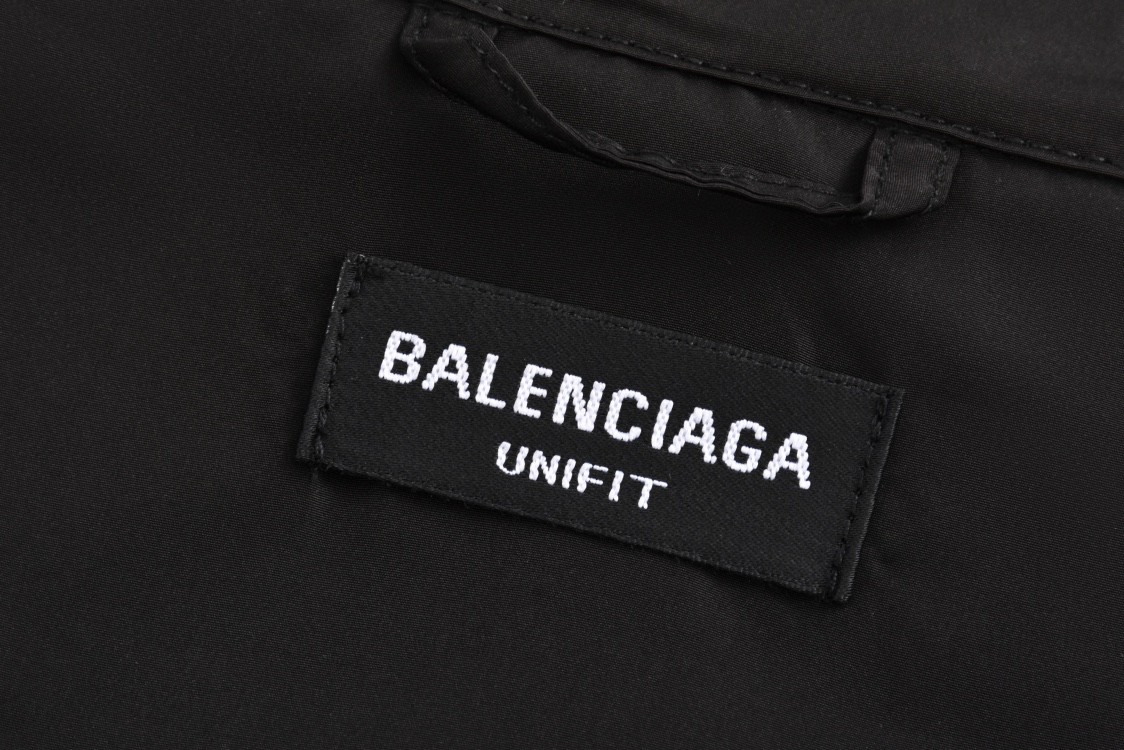 Balenciaga 巴黎世家 多标合集拉链连帽冲锋衣 外套 长袖 秋冬 黑色 725607TMO101000