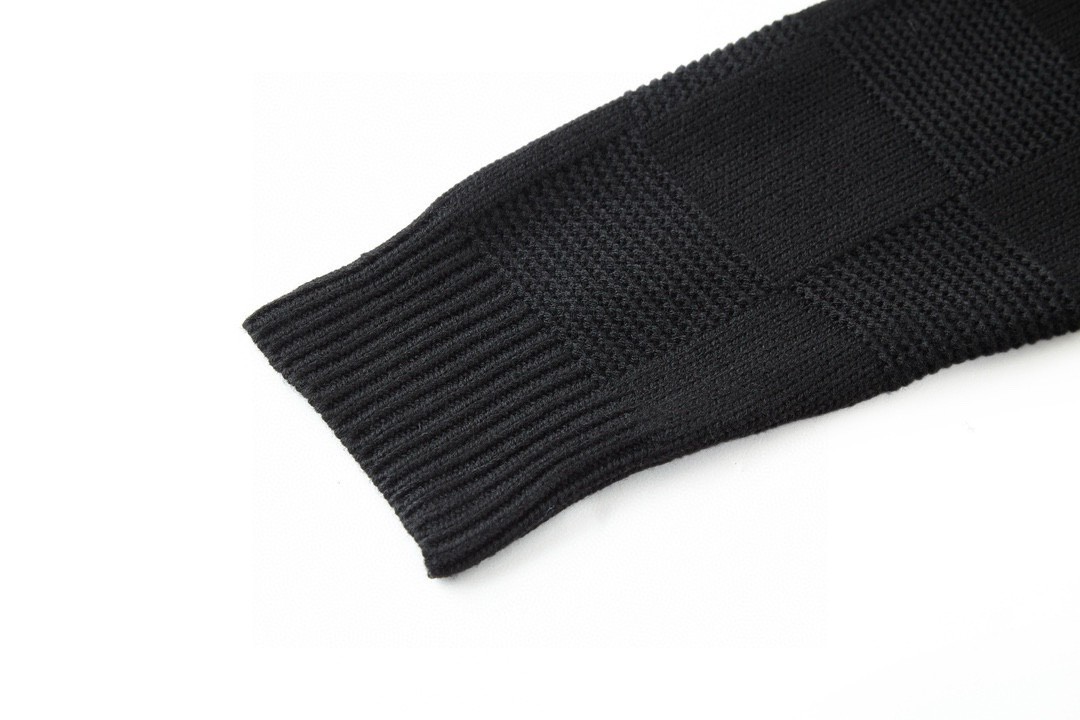 LOUIS VUITTON 路易威登 别针刺绣字母logo棋盘格毛衣 针织衫 长袖 秋冬款 黑色 1AA4MC