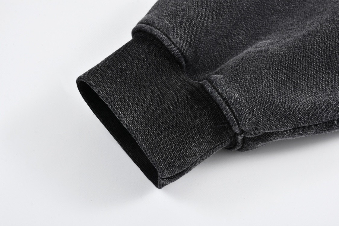 [Copy]Balenciaga 巴黎世家 红色刺绣字母logo连帽卫衣 外套 长袖 秋冬 黑色 803265TRVN21048