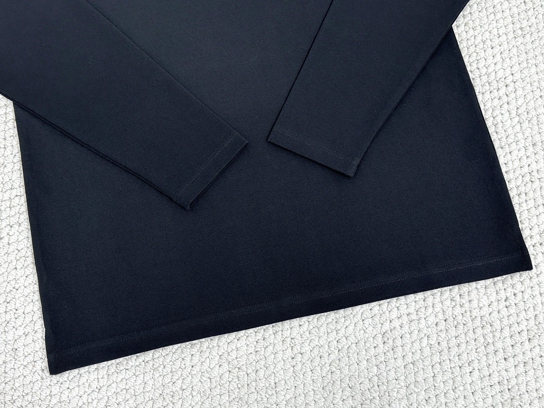 PRADA 普拉达 纯色logo徽标拉链Polo衫 长袖 黑色 UJL59B-1YR4-F0002-S-OOO