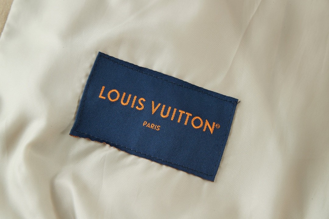 LOUIS VUITTON 路易威登 字母刺绣logo棒球服 外套 夹克 长袖 米色 1AFQDS