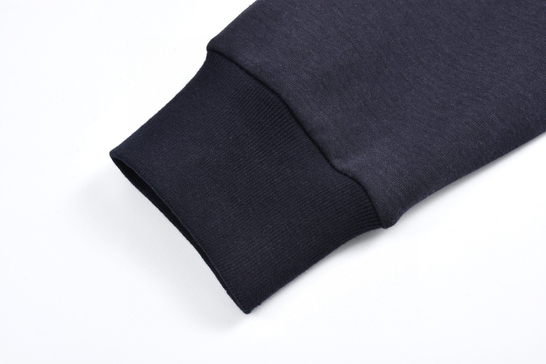 LOUIS VUITTON 路易威登 渐变刺绣圆领卫衣 长袖 秋冬款 黑色 1AFVBA