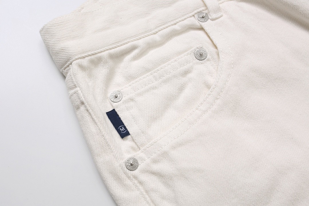 882#MADNESS 纯色宽松牛仔裤 长裤 裤子 白色