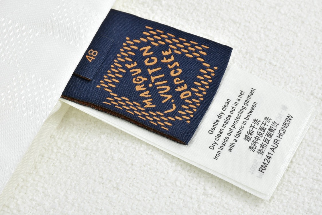 LOUIS VUITTON 路易威登 绿松石小香风外套 长袖 白色 1AG466