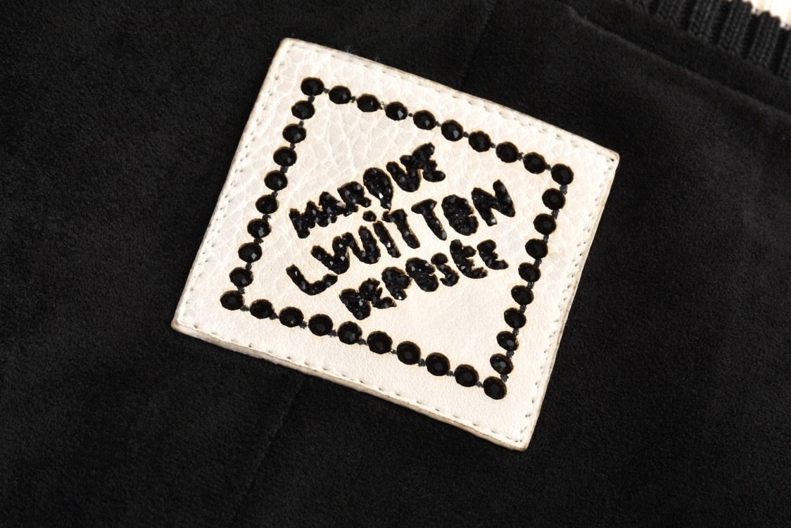 LOUIS VUITTON 路易威登 水晶缀饰麂皮棒球服 外套 夹克 长袖 黑色 1AFXEU