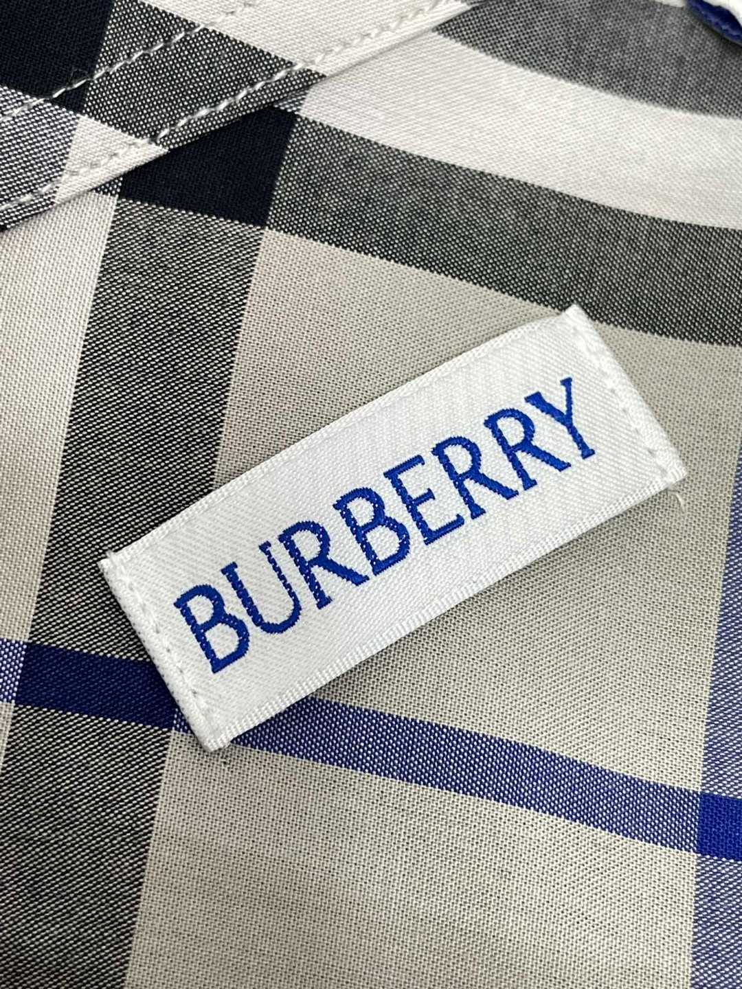 Burberry 巴宝莉 战马刺绣小标格纹单排扣衬衫 长袖 外套 青苔色 80876421