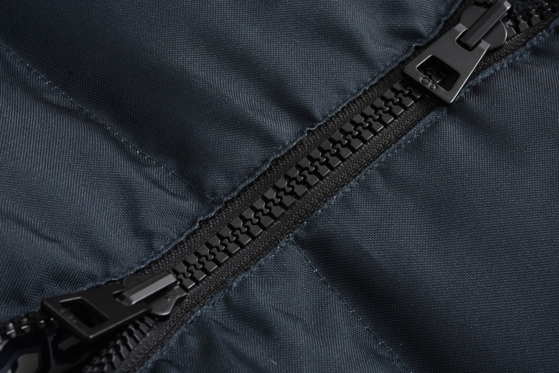 DIOR 迪奥 拼接满印双面两穿连帽羽绒服 夹克 外套 长袖 黑色 147C23A2968-X5803