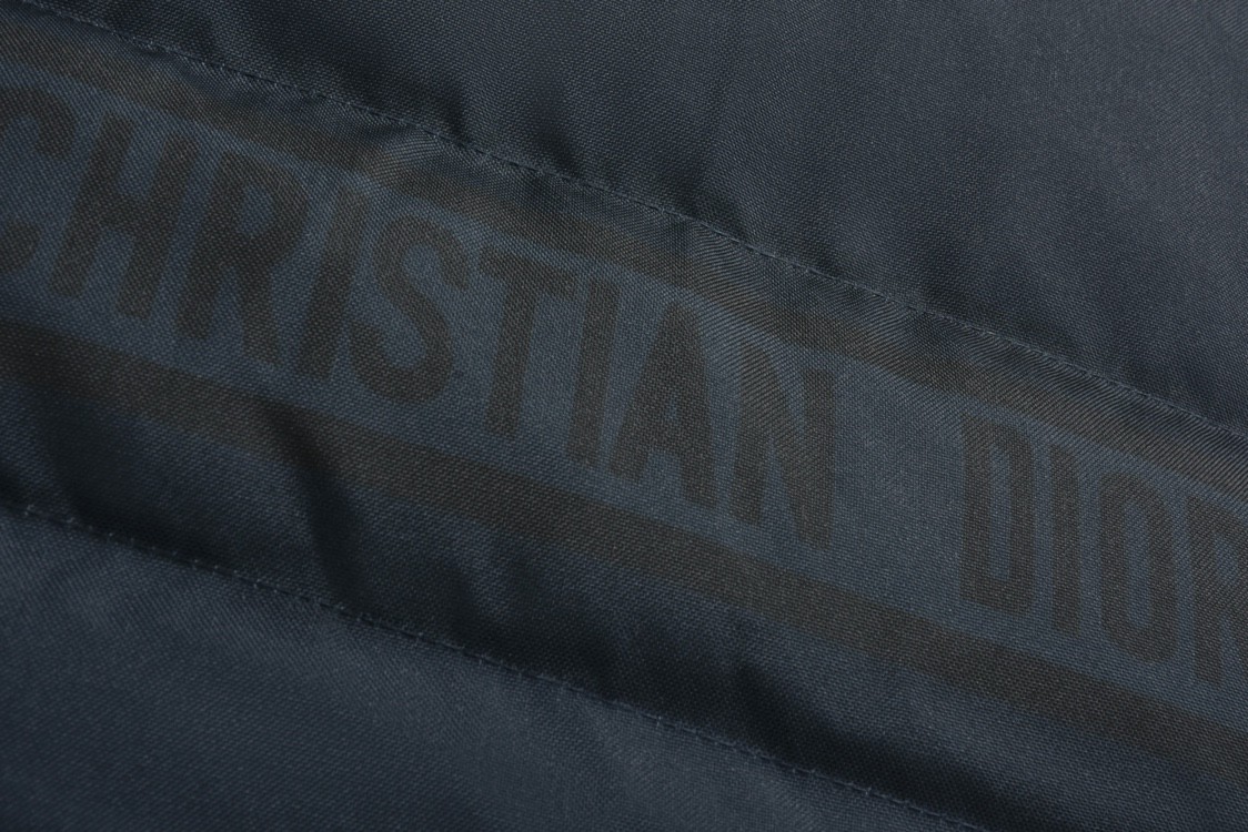 DIOR 迪奥 拼接满印双面两穿连帽羽绒服 夹克 外套 长袖 黑色 147C23A2968-X5803