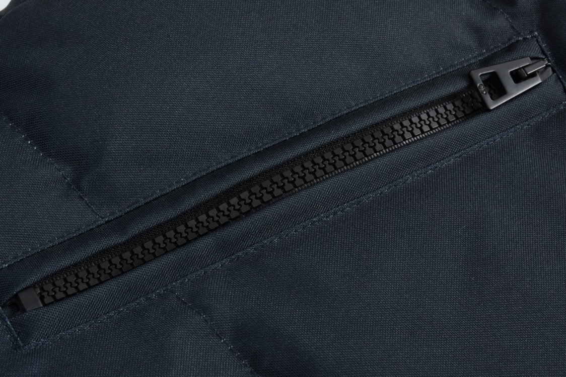 DIOR 迪奥 拼接满印双面两穿连帽羽绒服 夹克 外套 长袖 黑色 147C23A2968-X5803