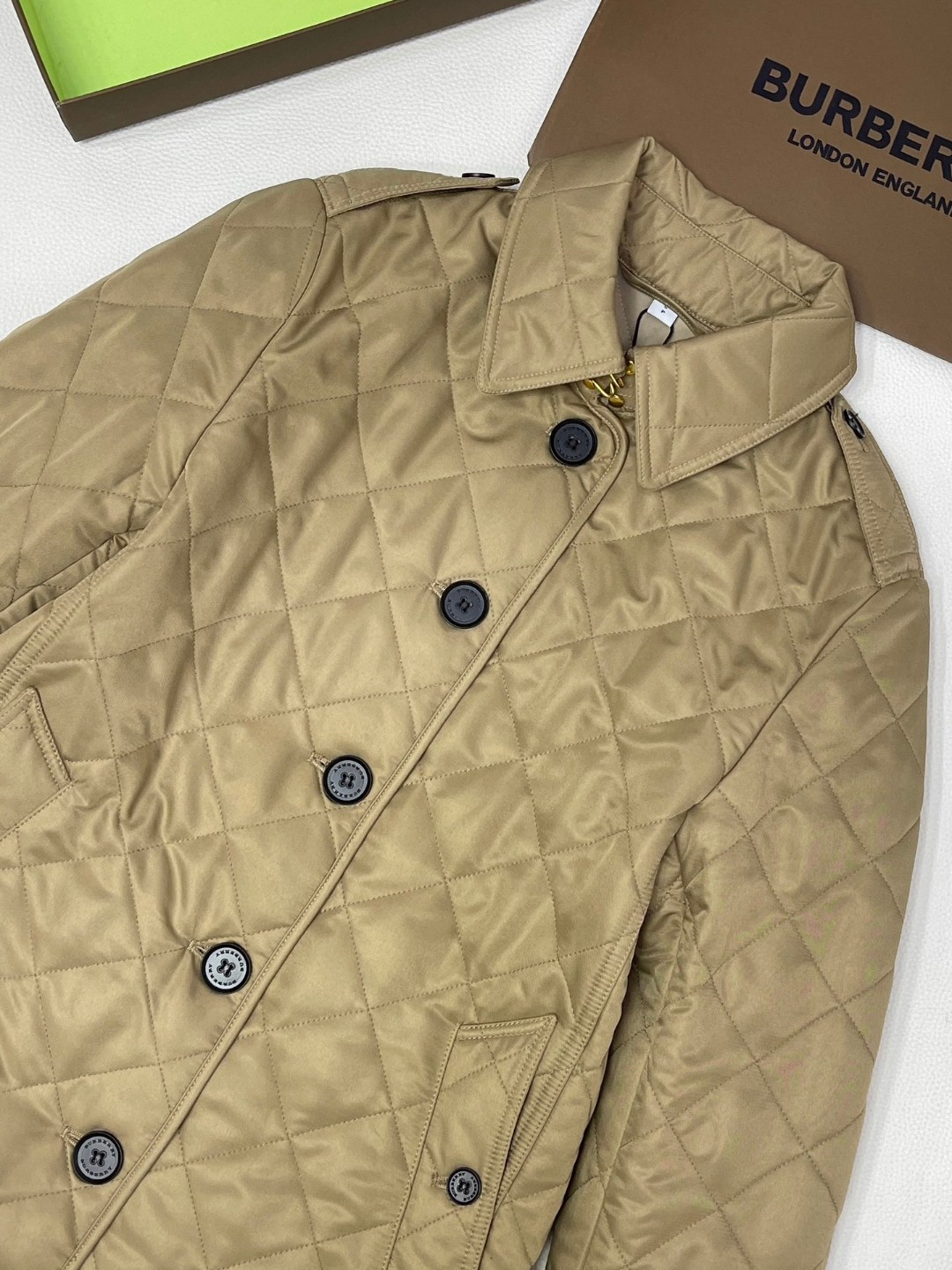 Burberry 巴宝莉 纯色单排扣翻领棉服 夹克 长袖 外套 卡其色 黑色 40623911