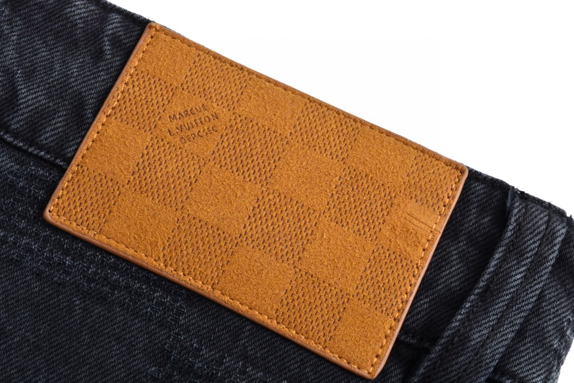 LOUIS VUITTON 路易威登 暗纹棋盘格牛仔裤 休闲裤 裤子 长裤 黑色