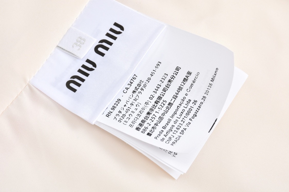 MIU MIU 缪缪 格纹字母刺绣拉单排扣衬衫羽绒服 夹克 长袖 外套 卡其色 蓝色 粉色 ML855-13L8-F0KTK-S-232