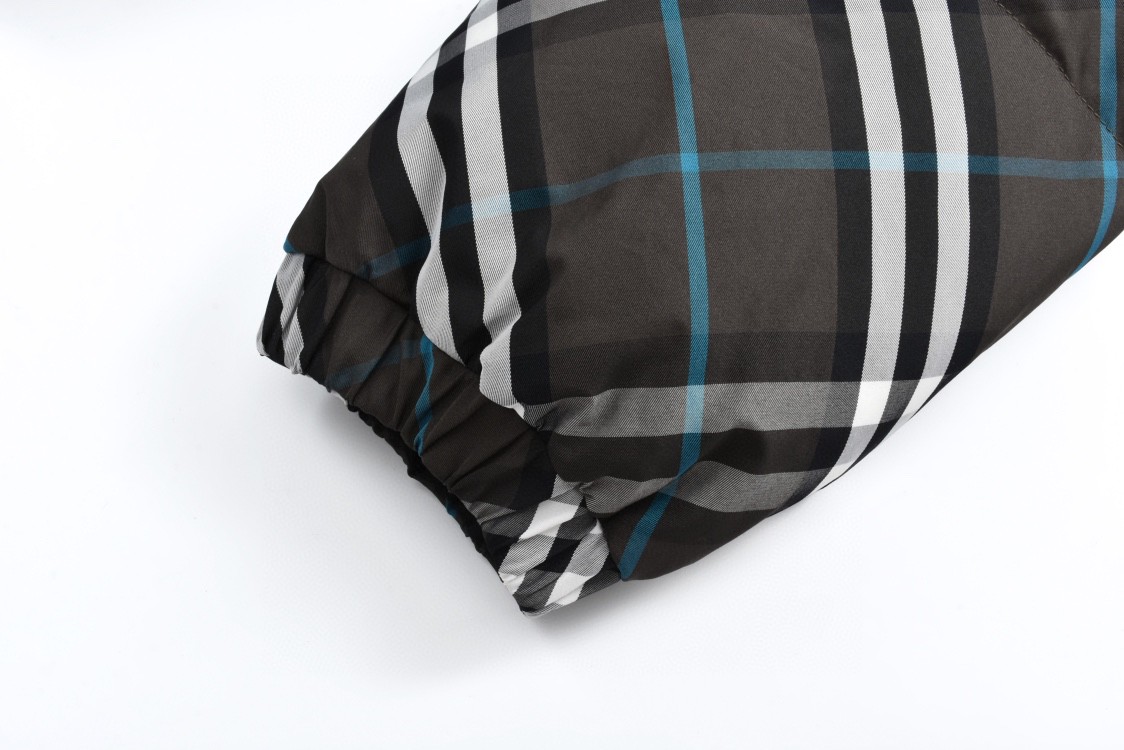 Burberry 巴宝莉 格纹双面两穿羽绒服 长袖 外套 深绿色 80945941