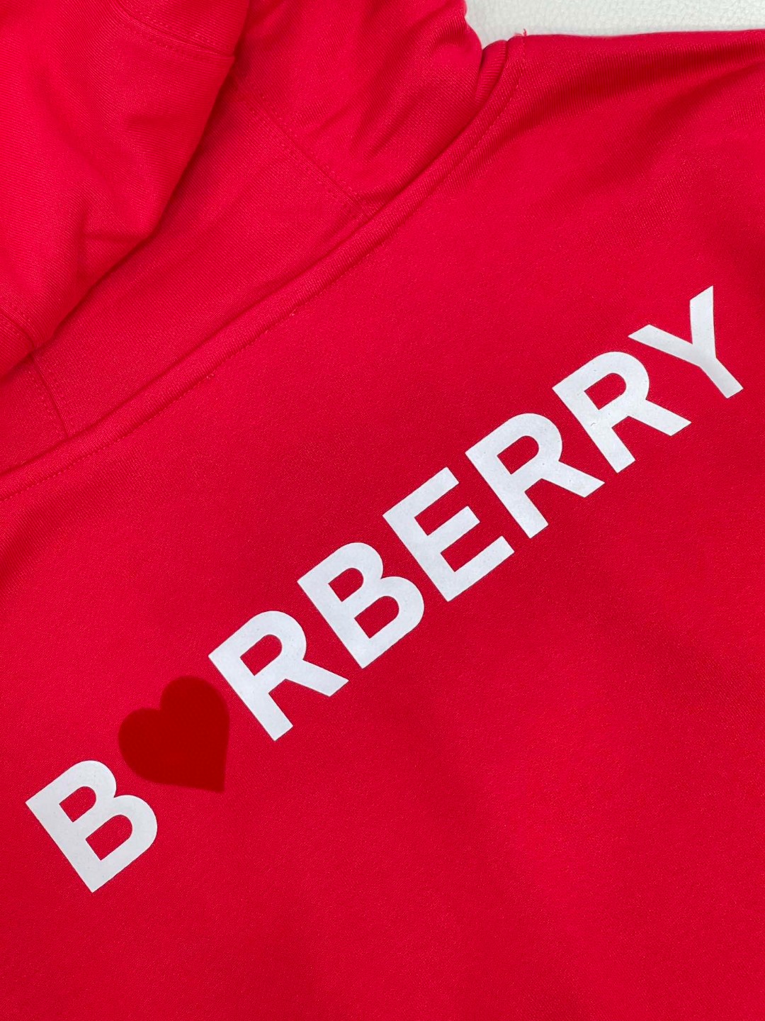 Burberry 巴宝莉 限定心形马术骑士图案印花连帽卫衣 长袖 红色 黑色 80728431
