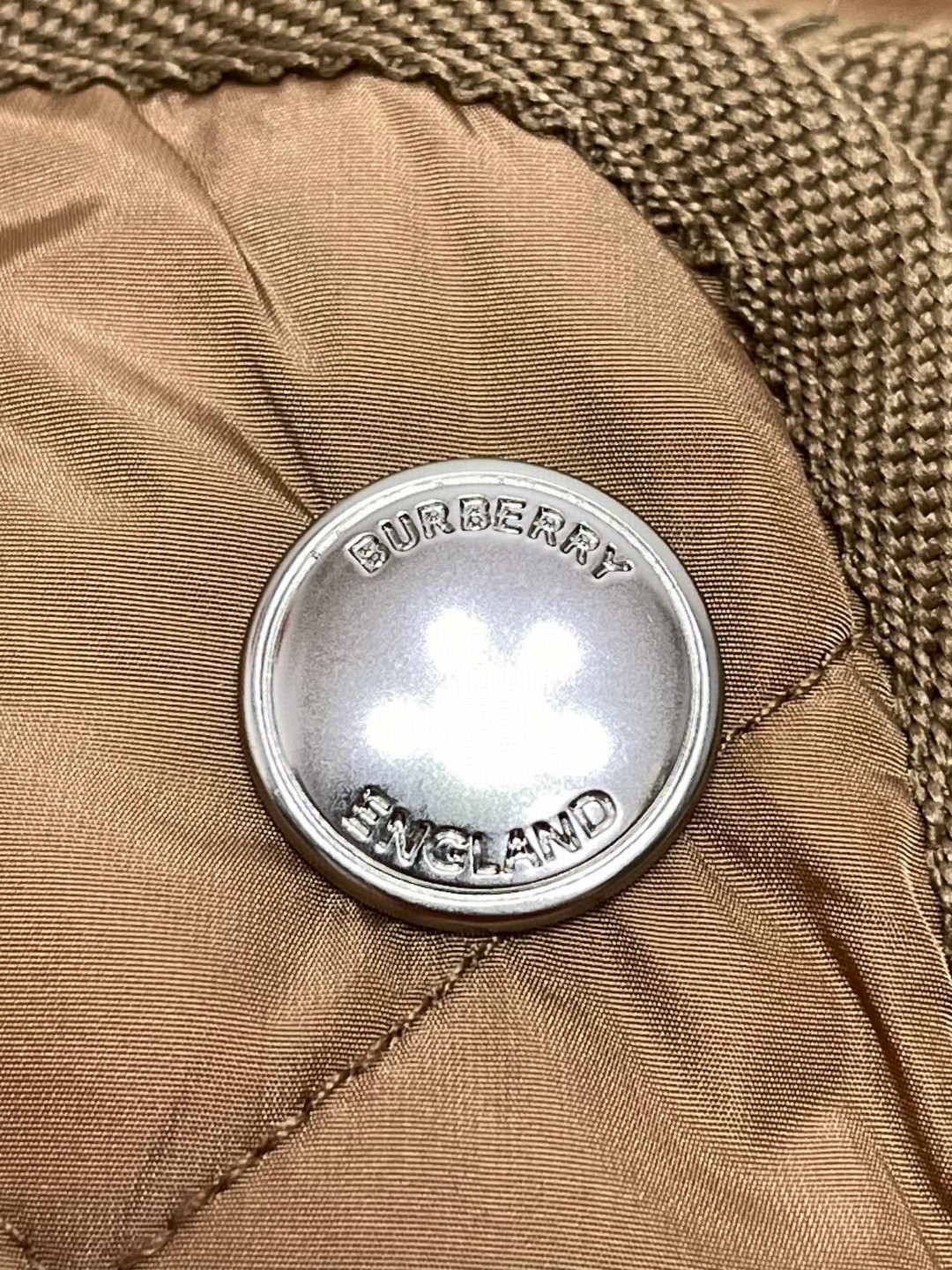 Burberry 巴宝莉 菱形绗缝单排扣连帽夹克 棉服 外套 长袖 短款 秋冬款 棕色 绿色 80776631