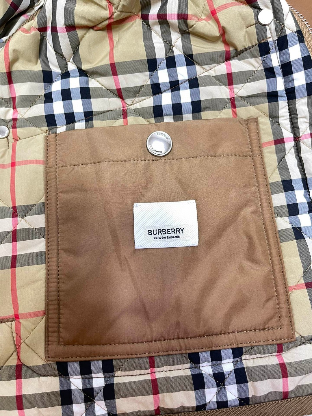 Burberry 巴宝莉 菱形绗缝单排扣连帽夹克 棉服 外套 长袖 短款 秋冬款 棕色 绿色 80776631
