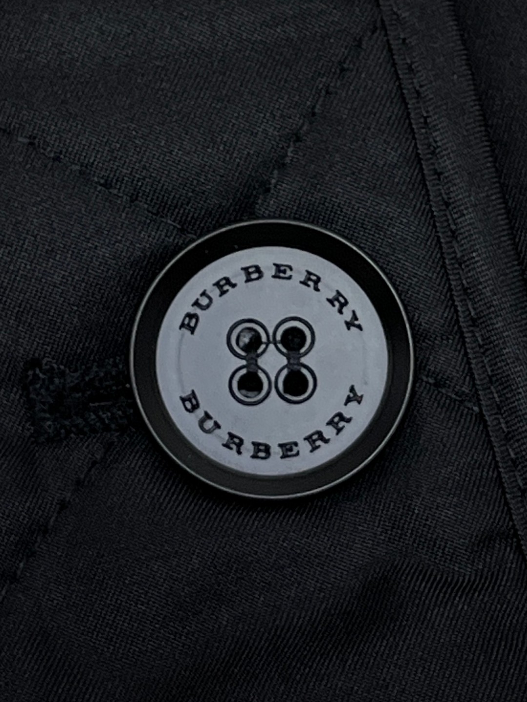 Burberry 巴宝莉 纯色单排扣翻领棉服 夹克 长袖 外套 卡其色 黑色 40623911