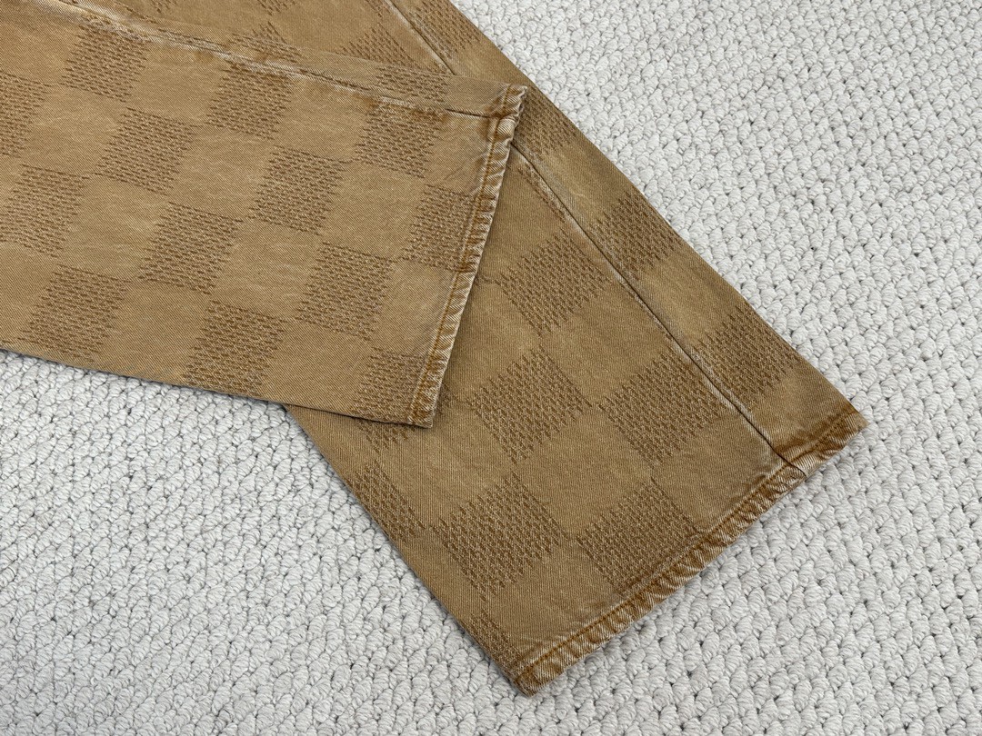 LOUIS VUITTON 路易威登 棋盘格logo印花牛仔裤 休闲裤 裤子 长裤 卡其色 1AFX54