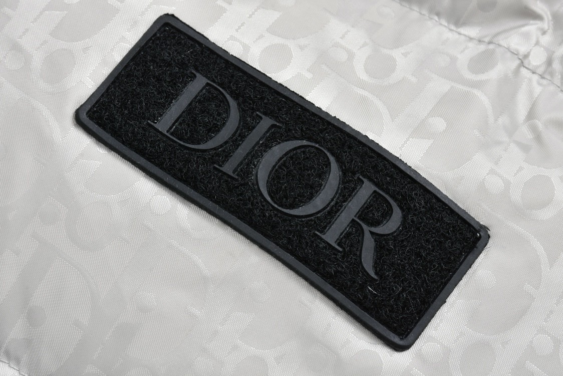 DIOR 迪奥 暗纹字母提花拉链立领羽绒服 夹克 外套 长袖 灰色 943C449A4462-C878