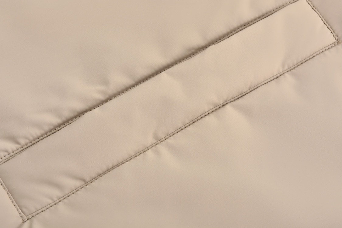 MIU MIU 缪缪 字母logo印花拉链连帽羽绒服 夹克 长袖 外套 米色 ML1080-13FM-F0065