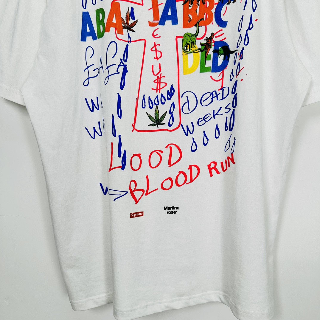 Supreme Martine rose 联名款 FW24 WEEK4 Lee Scratch Perry Tee 背面手绘涂鸦印花短袖 T恤 黑色 白色 SUP-FW24-093