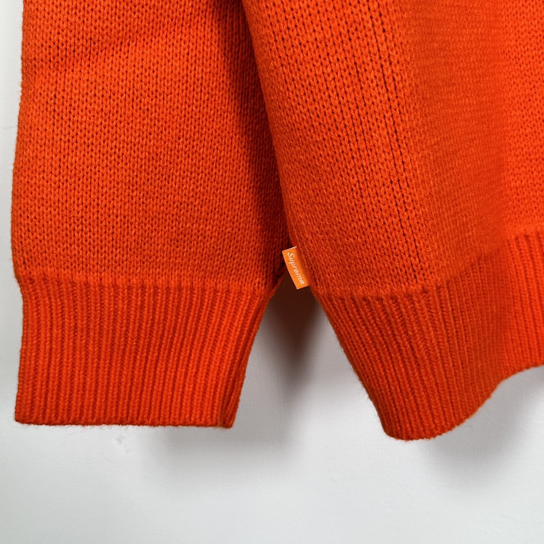 Supreme THRASHER 联名款 FW24 WEEK6 Sweater 背面十字字母logo毛衣 圆领 长袖 黑色 灰色 红色 SUP-FW24-122