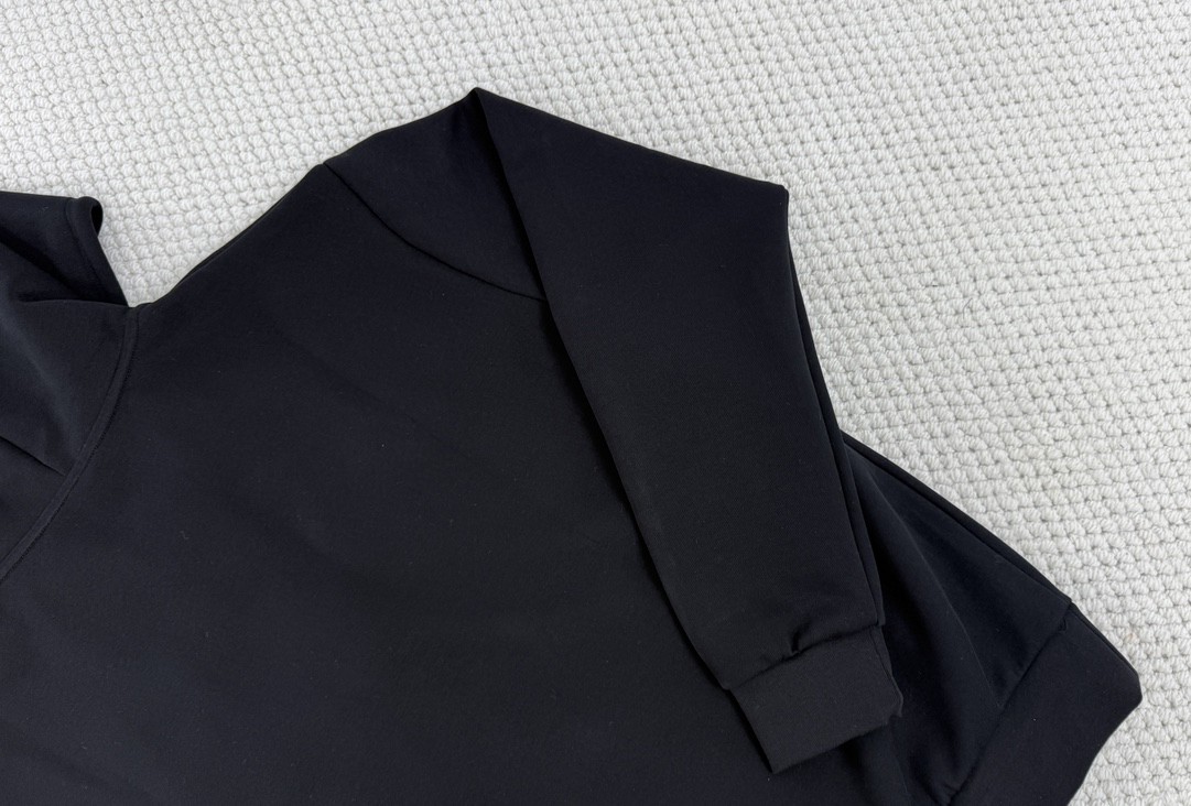 LOUIS VUITTON 路易威登 刺绣字母logo珍珠抽绳拉链连帽卫衣 外套 长袖 黑色 1AFJGD