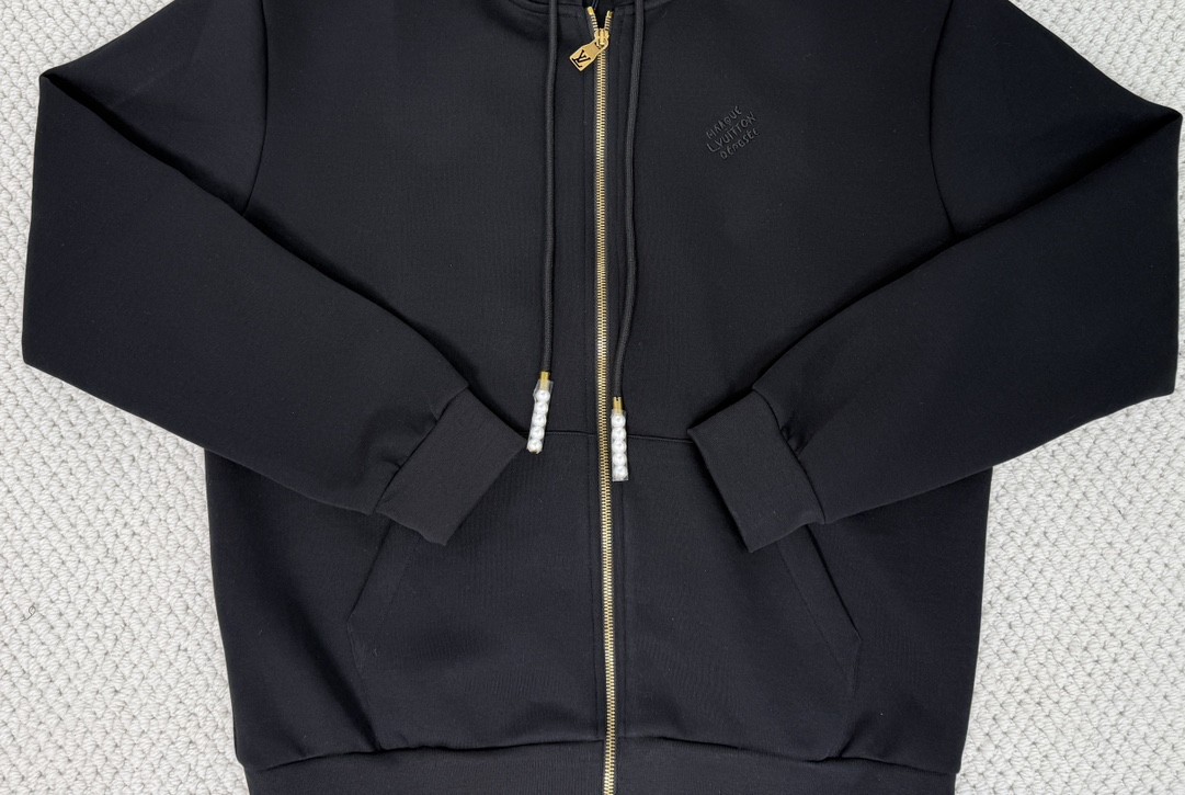LOUIS VUITTON 路易威登 刺绣字母logo珍珠抽绳拉链连帽卫衣 外套 长袖 黑色 1AFJGD