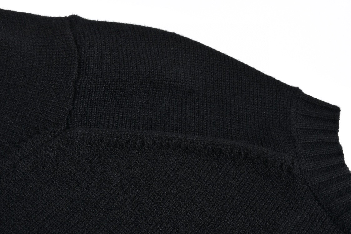 MIU MIU 缪缪 徽标刺绣logo羊绒针织衫 开衫 毛衣 外套 长袖 灰色 黑色