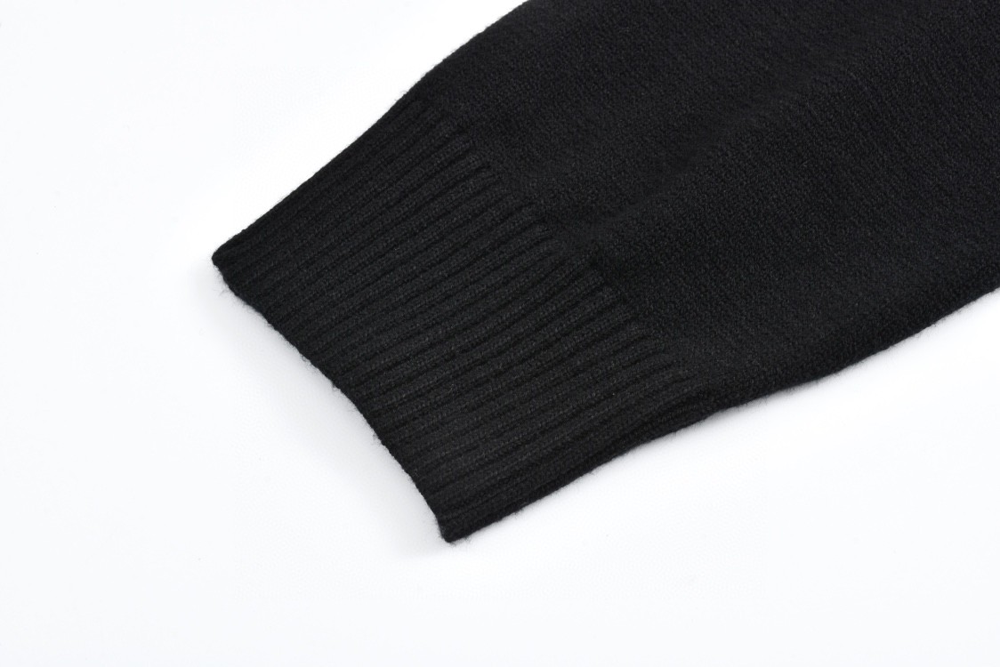 MIU MIU 缪缪 徽标刺绣logo羊绒针织衫 开衫 毛衣 外套 长袖 灰色 黑色