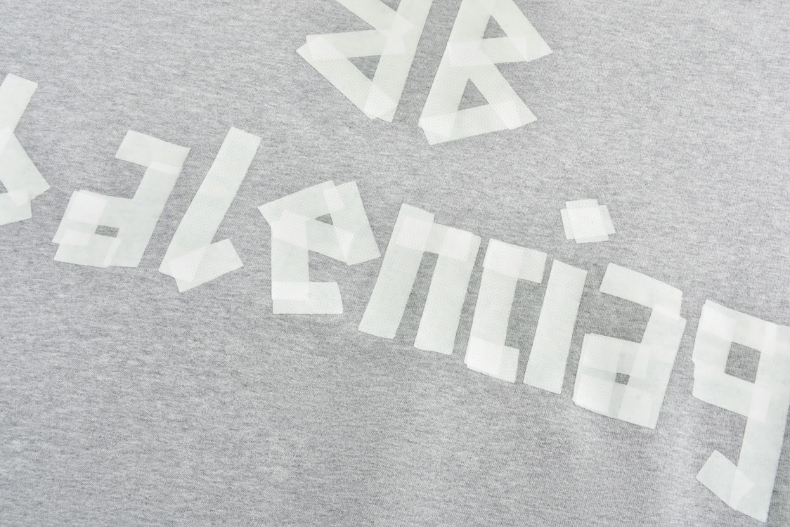 Balenciaga 巴黎世家 破洞胶带字母logo印花连帽卫衣 外套 长袖 秋冬 深红色 灰色 744441TQVA94029