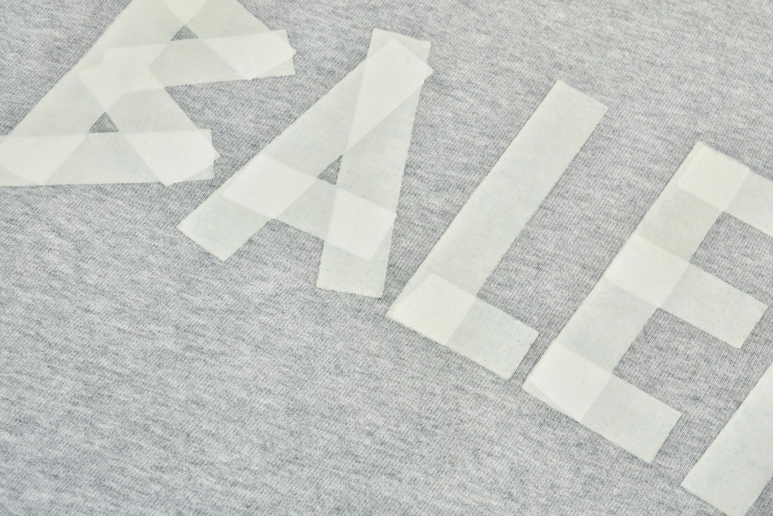 Balenciaga 巴黎世家 破洞胶带字母logo印花连帽卫衣 外套 长袖 秋冬 深红色 灰色 744441TQVA94029