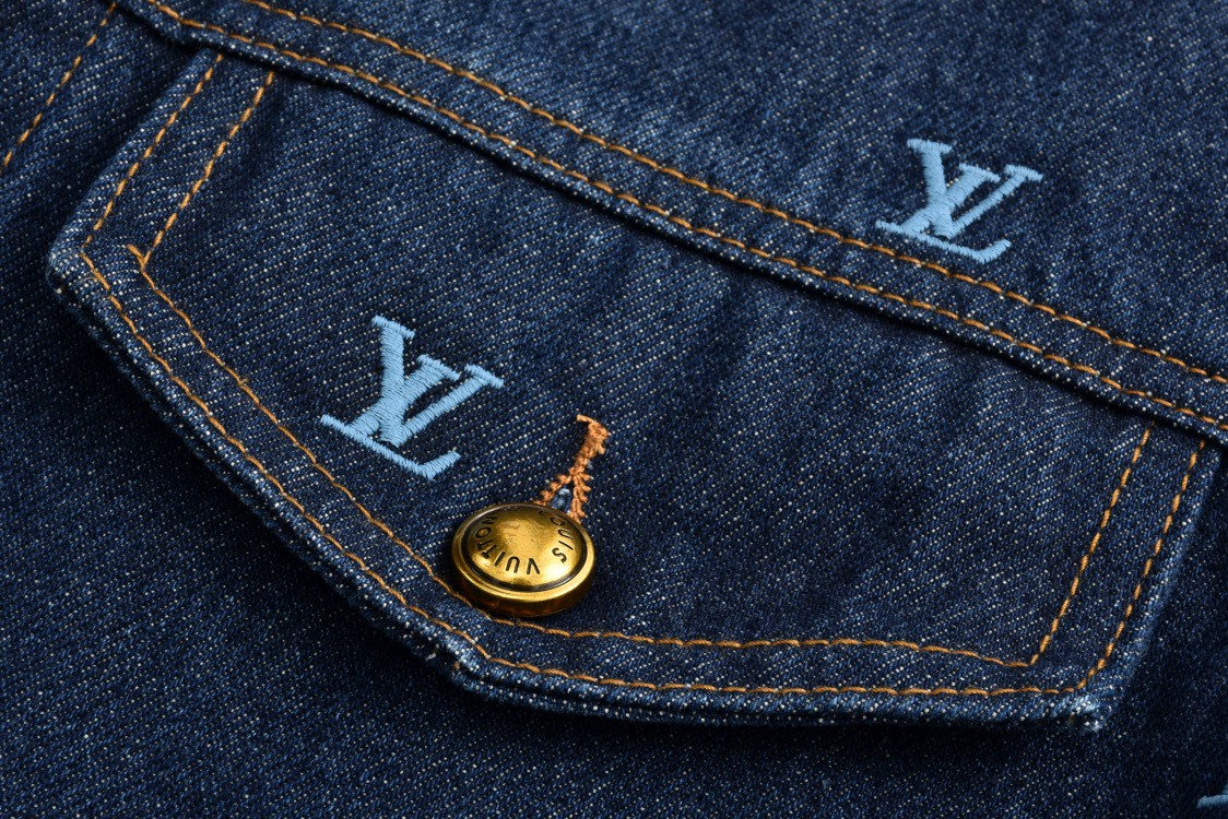 LOUIS VUITTON 路易威登 小logo字母刺绣牛仔外套 夹克 外套 长袖 蓝色 1AFYBY
