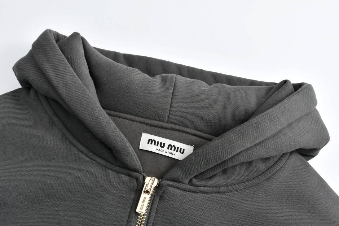 MIU MIU 缪缪 字母logo徽标拉链连帽卫衣 长袖 外套 灰绿色 MJL987-137K-F0D65-S-OOO