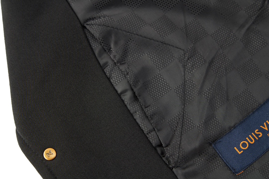 LOUIS VUITTON 路易威登 绿松石羊毛西装外套 长袖 黑色 1AFWKI