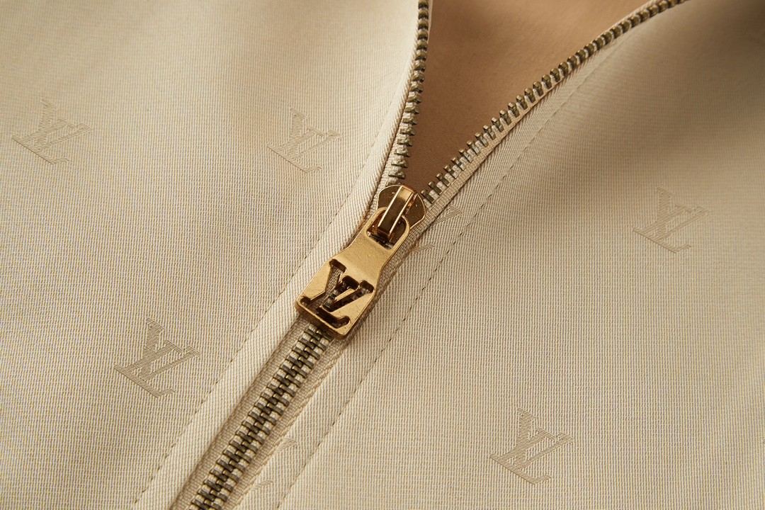 LOUIS VUITTON 路易威登 满印提花夹克 外套 长袖 卡其色 1AFQEB