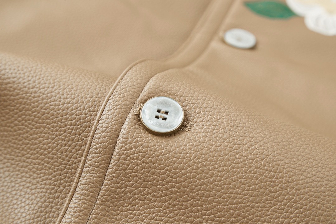 LOUIS VUITTON 路易威登 花卉刺绣皮衣 夹克 外套 长袖 褐色 1AFQO6