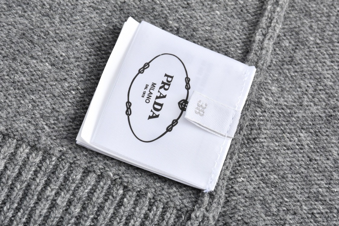 PRADA 普拉达 徽标羊绒拉链立领开衫 毛衣 外套 长袖 黑色 灰色 UMG245-11LM-F0002-S-232