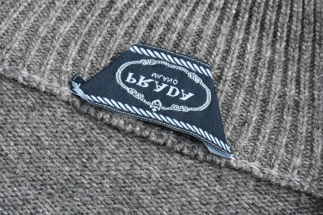 PRADA 普拉达 徽标羊绒拉链立领开衫 毛衣 外套 长袖 黑色 灰色 UMG245-11LM-F0002-S-232