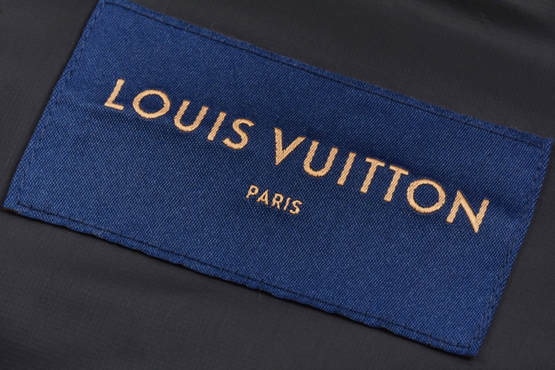 LOUIS VUITTON 路易威登 拼接温感蓬松连帽羽绒服 外套 保暖 长袖 灰色 1A9O4X