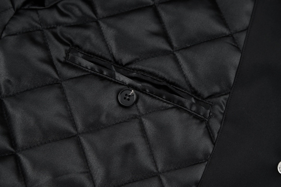 PRADA 普拉达 三角徽标棒球领夹克 棉服 夹克 外套 黑色 长袖 SGC073-11A6-F0008