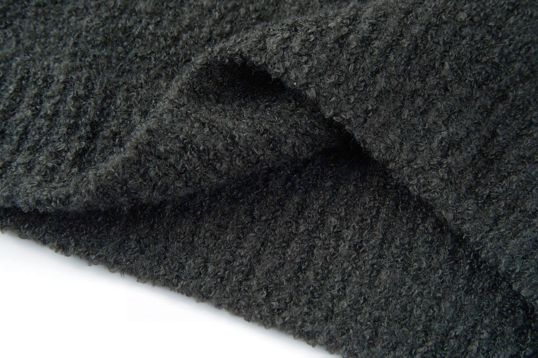 LOUIS VUITTON 路易威登 SKI 大logo泰迪毛衣 长袖 深蓝色 1AGJH7