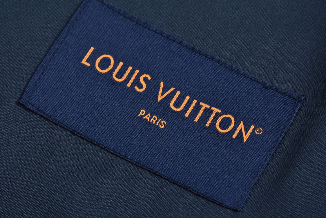 LOUIS VUITTON 路易威登 海岛椰树海浪丝绸夹克 外套 长袖 1AFQCC