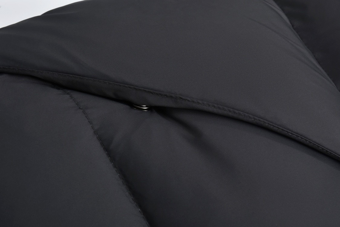 Moncler 蒙口 黑标黑武士连帽羽绒服 保暖 外套 灰白色 黑色 碳灰色 