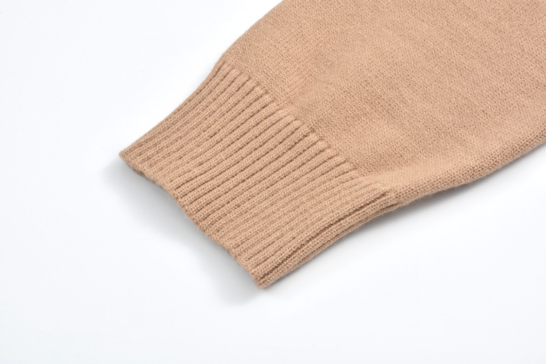 MIU MIU 缪缪 徽标刺绣logo羊绒针织衫 开衫 毛衣 外套 长袖 奶茶色 MMF787-13S1-F0627-S-232