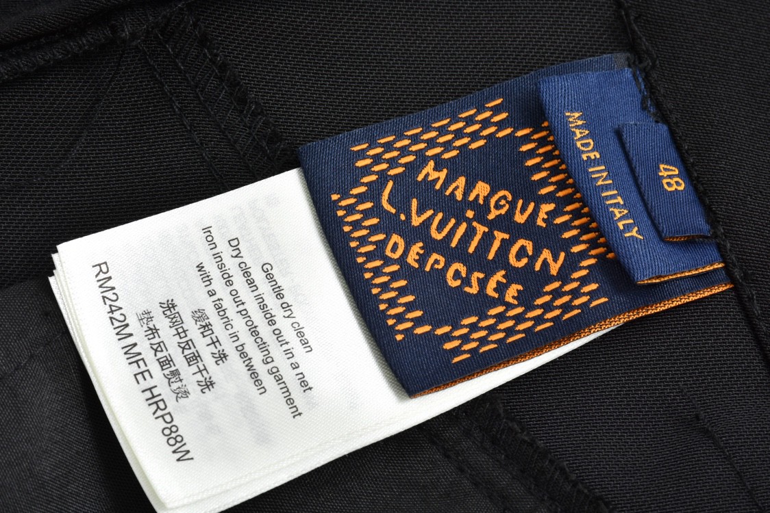 LOUIS VUITTON 路易威登 绿松石工装裤 休闲裤 裤子 长裤 黑色 1AFWR0