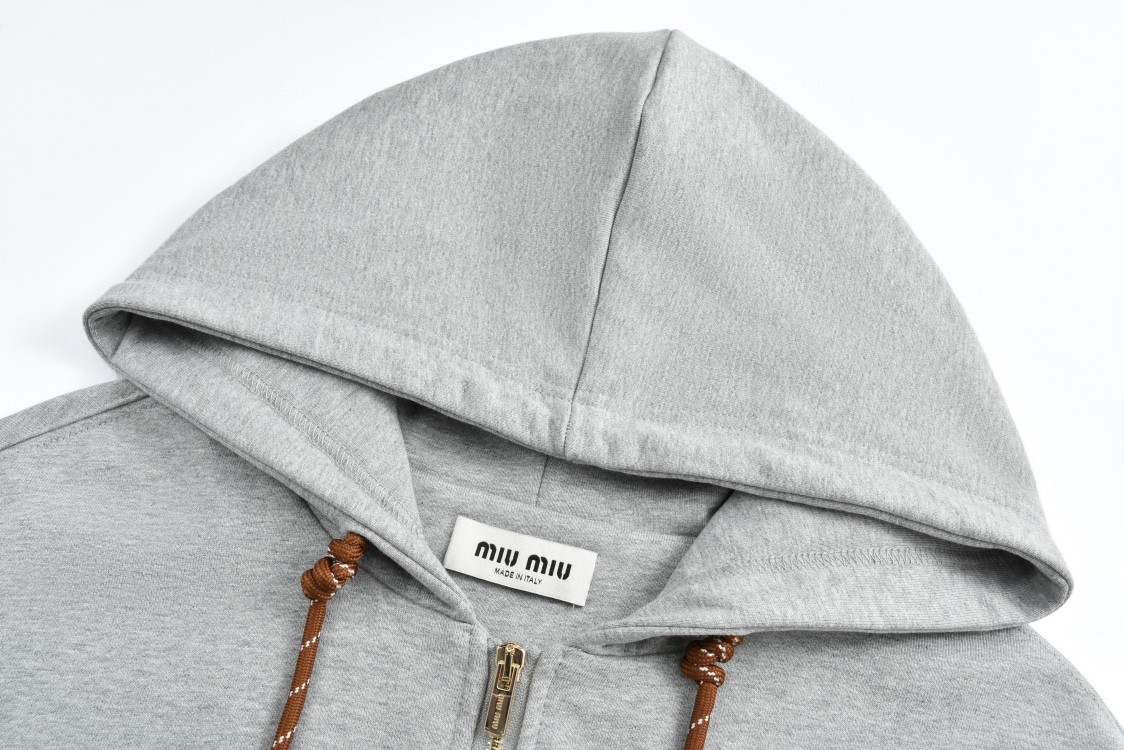MIU MIU 缪缪 字母logo徽标抽绳拉链连帽卫衣 长袖 外套 灰色 MJL023-15AU-F0031-S-OOO
