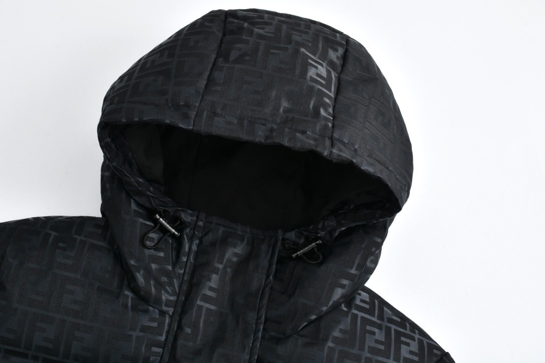 FENDI 芬迪 满印提花拉链连帽羽绒服 外套 长袖 保暖 黑色 FAN129AK9ZF0GME
