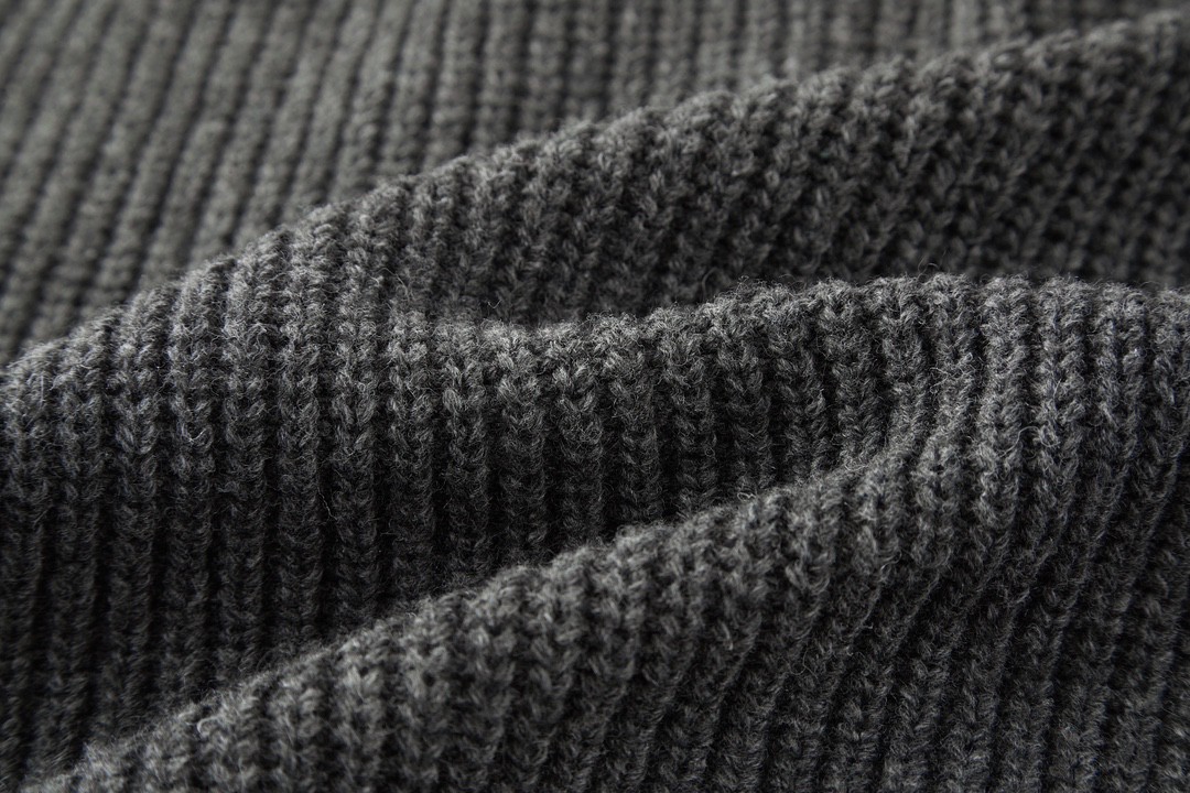 LOUIS VUITTON 路易威登 皮标羊绒开衫 针织衫 毛衣 外套 长袖 灰色 1AFWBO