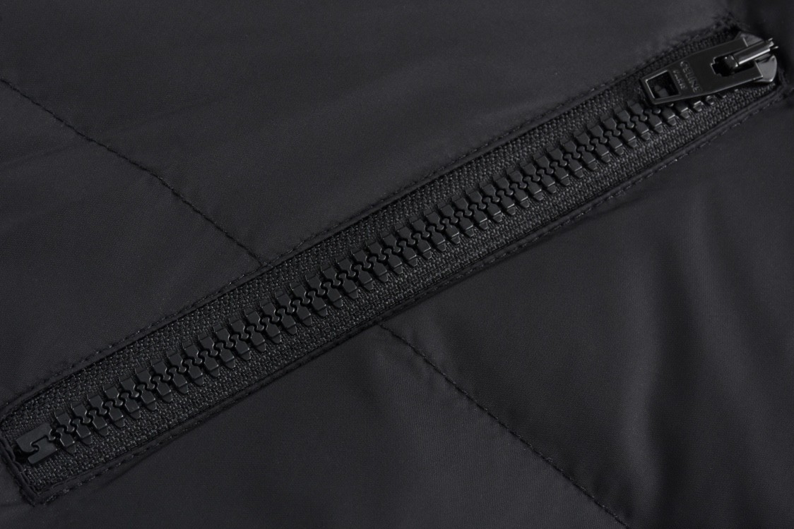 CELINE 赛琳 字母logo印花立领羽绒服 夹克 外套 长袖 黑色 2W996092L-38NC